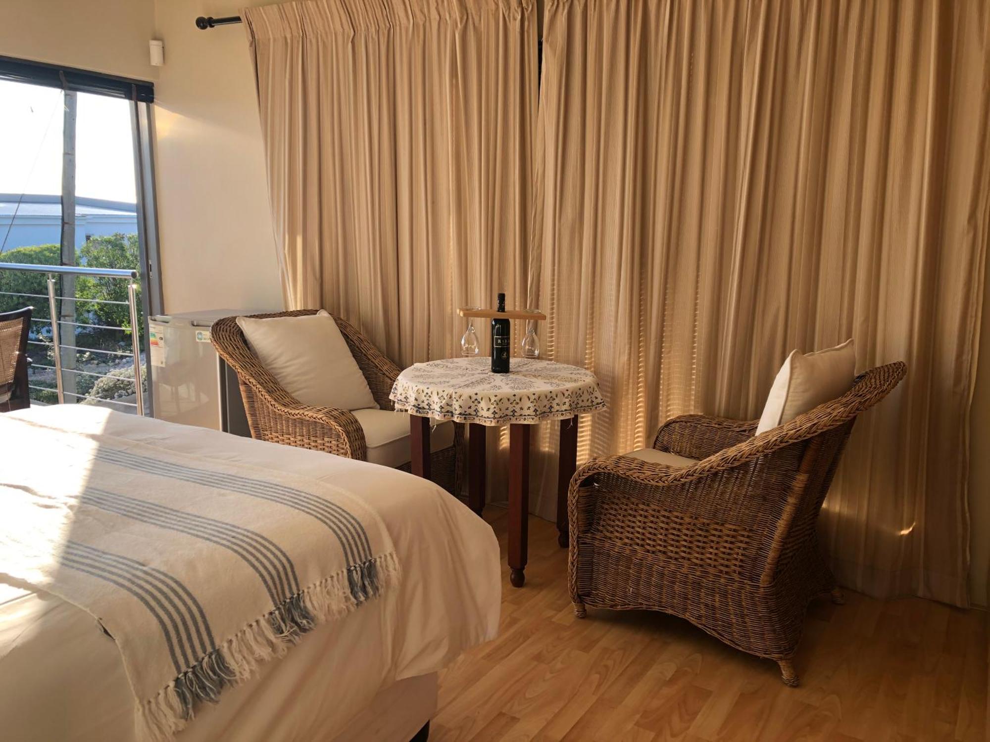 Marine 5 Boutique Hotel Gansbaai Dış mekan fotoğraf